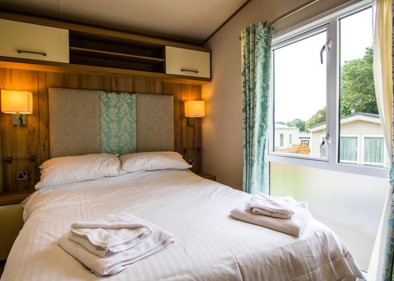 Ocean Heights Holiday Park New Quay  Dış mekan fotoğraf