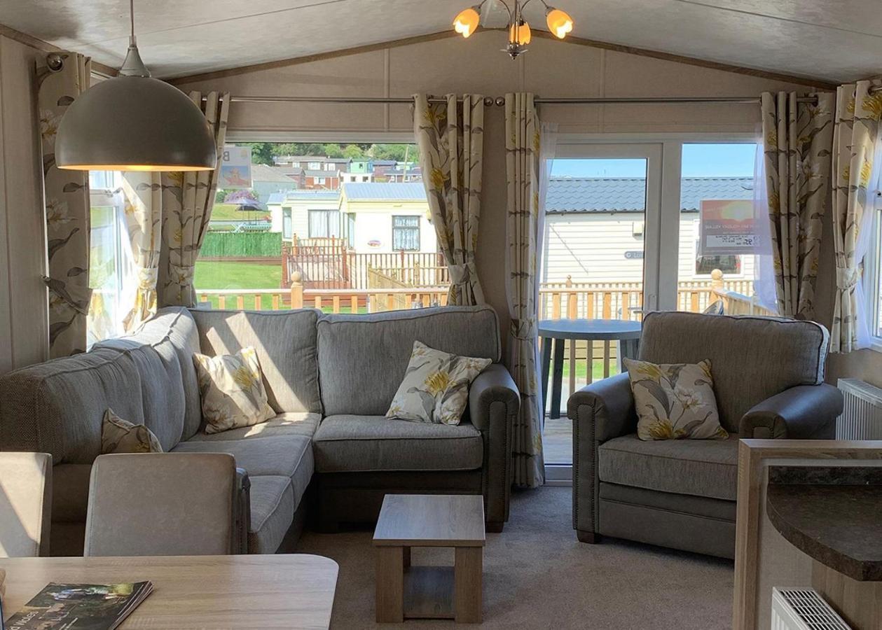 Ocean Heights Holiday Park New Quay  Dış mekan fotoğraf